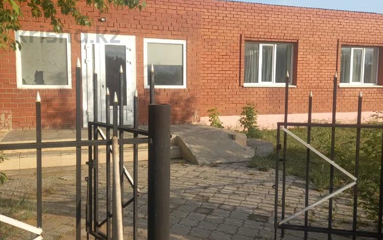 Еркін, кеңселер, дүкендер мен бутиктер, қоймалар, қоғамдық тамақтану орны, сұлулық салондары, ауыл шаруашылығы, медорталықтар мен дәріханалар, білім орталықтары, ойын-сауық · 241 м², бағасы: 12 млн ₸ в Айсары — фото 4