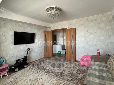 2-бөлмелі пәтер · 53.7 м² · 8/9 қабат, Карагайлы 21, бағасы: 25 млн ₸ в Семее