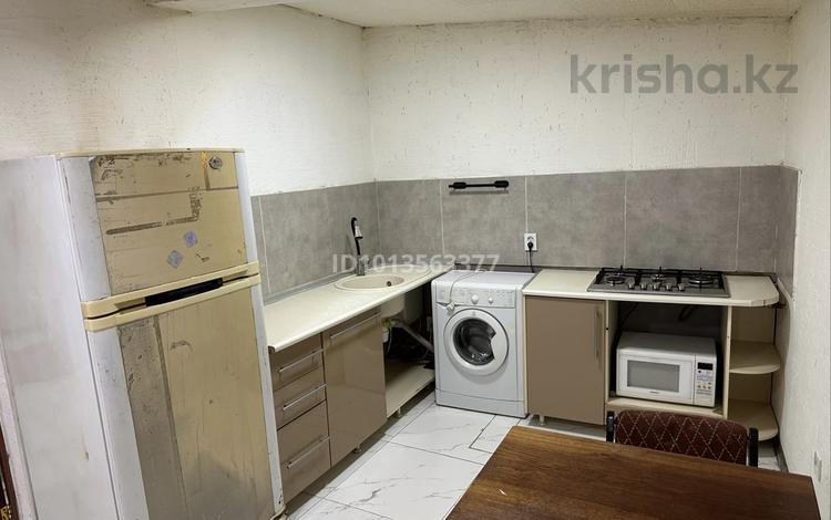 1-комнатная квартира · 35 м² · 1/1 этаж, мкр Айнабулак-3 — Павлодарская за 140 000 ₸ в Алматы, Жетысуский р-н — фото 2