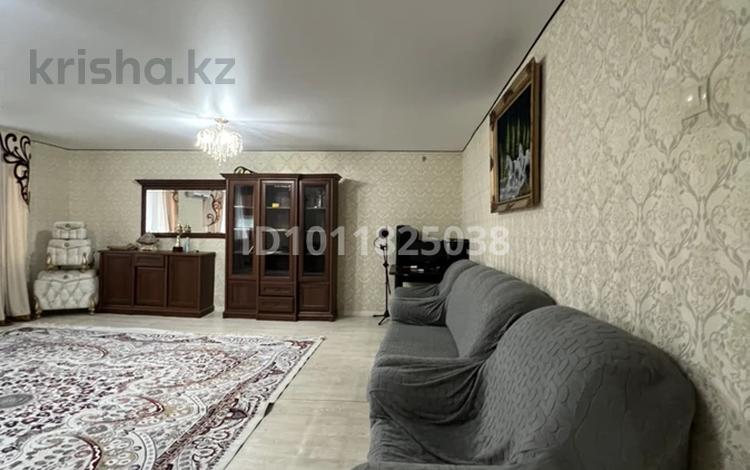 4-бөлмелі пәтер · 125 м² · 5/5 қабат, Айтеке би 27 — Халық банк үсті, Айтекеби -байсейітова, бағасы: 26 млн ₸ в  — фото 2
