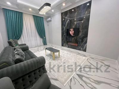 2-комнатная квартира, 74 м², 1/9 этаж посуточно, мкр Нурсая, Абулхайыр хана 74-5 за 24 000 〒 в Атырау, мкр Нурсая