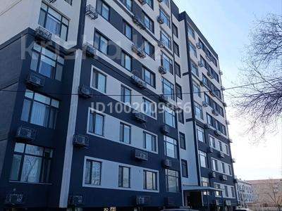 3-комнатная квартира · 114 м² · 8/8 этаж, мкр Центральный, Дружбы 14 за 39 млн 〒 в Атырау