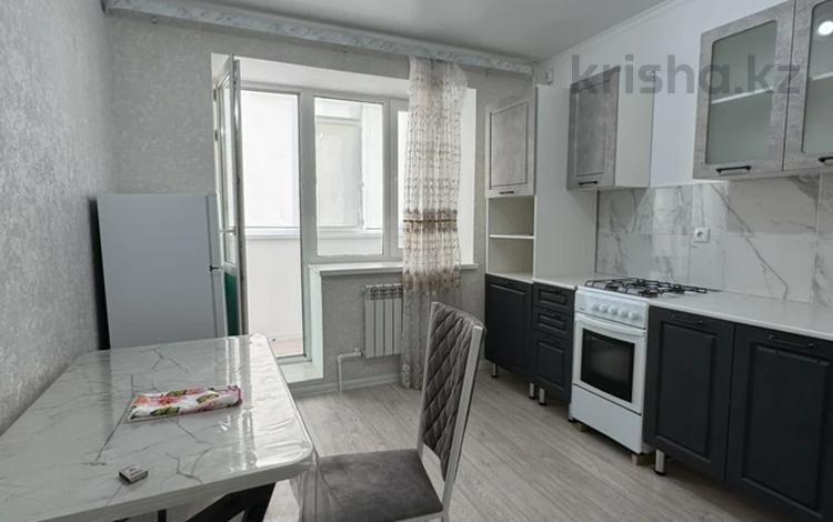 1-бөлмелі пәтер · 42.6 м² · 1/5 қабат, Нұр Ақтөбе, 3 мкр 10/28, бағасы: 13.5 млн ₸ в Актобе, Нур Актобе — фото 2