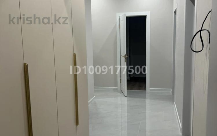 3-бөлмелі пәтер · 108 м² · 3/4 қабат, мкр Кадыра Мырза-Али, Ниеткалиева 31 — Рядом с теннисным кортом, бағасы: 50 млн ₸ в Уральске — фото 2
