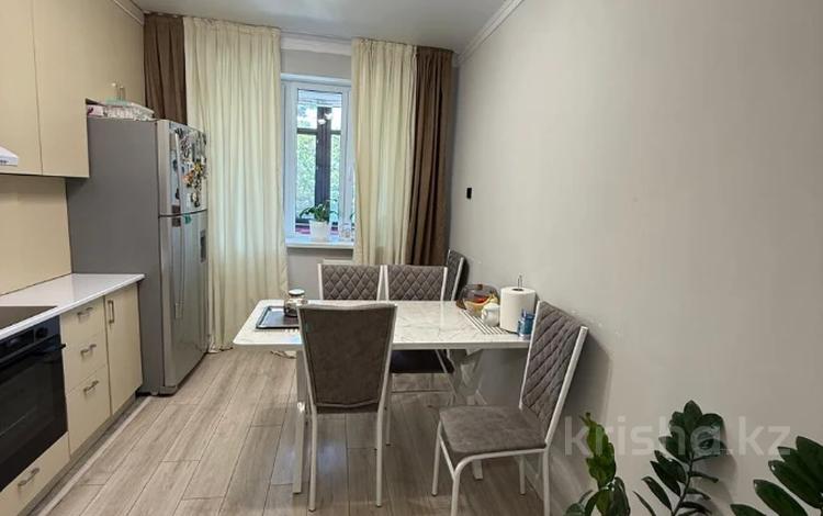 3-бөлмелі пәтер · 68 м² · 2/10 қабат, Кенесары хана 54/1-45, бағасы: 53.5 млн ₸ в Алматы, Наурызбайский р-н — фото 2