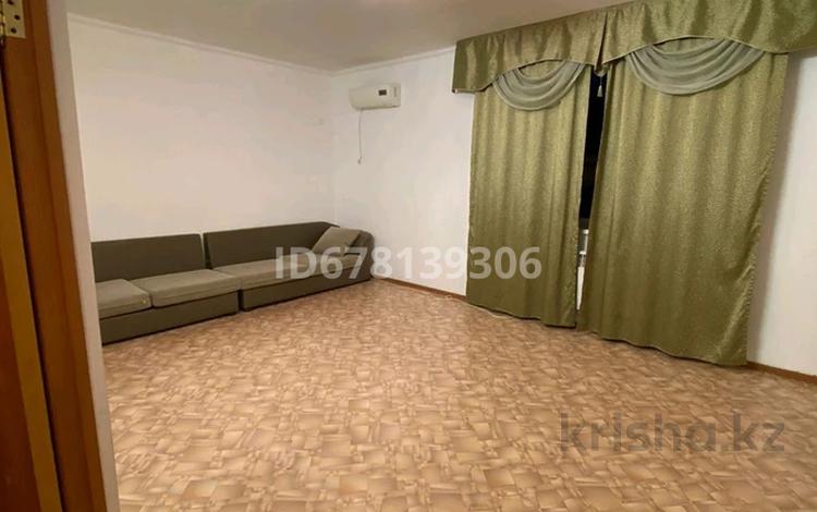 Часть дома · 5 комнат · 130.3 м² · 130.3 сот., мкр Сарыкамыс 18-2 за 40 млн ₸ в Атырау — фото 2