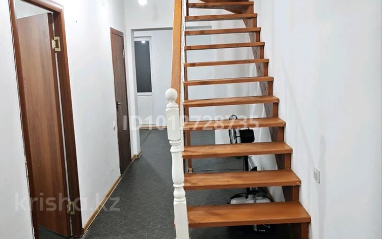 3-бөлмелі пәтер · 72 м² · 2/2 қабат, Өмірзақ 86/20 — ЖК Өмірзақ (ниже автовокзал Үшқоңыр ), бағасы: 150 000 ₸ в Каскелене — фото 94