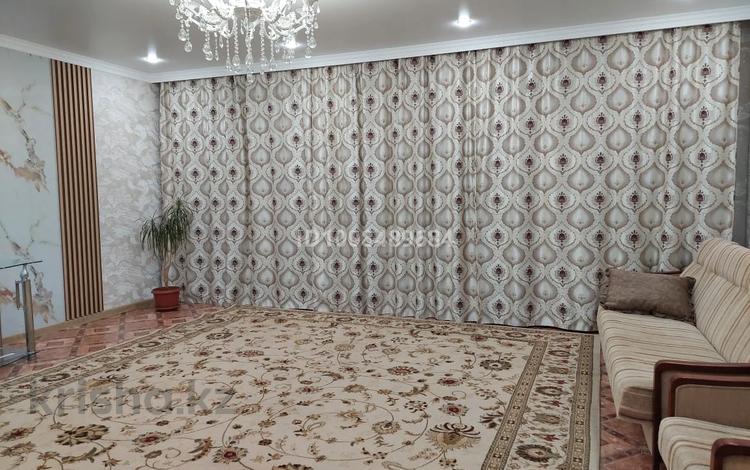 Отдельный дом · 5 комнат · 250 м² · 10 сот., улица Кенесары-хана 53 — Каюма Мухамеджанова за 42 млн ₸ в Актобе, жилой массив Акжар-2 — фото 12