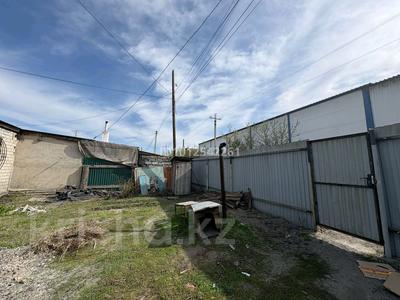 Часть дома · 1 комната · 10 м² · 10 сот., Строителей 21 3 — Гастелло за 5 млн ₸ в Семее, Красный Кордон