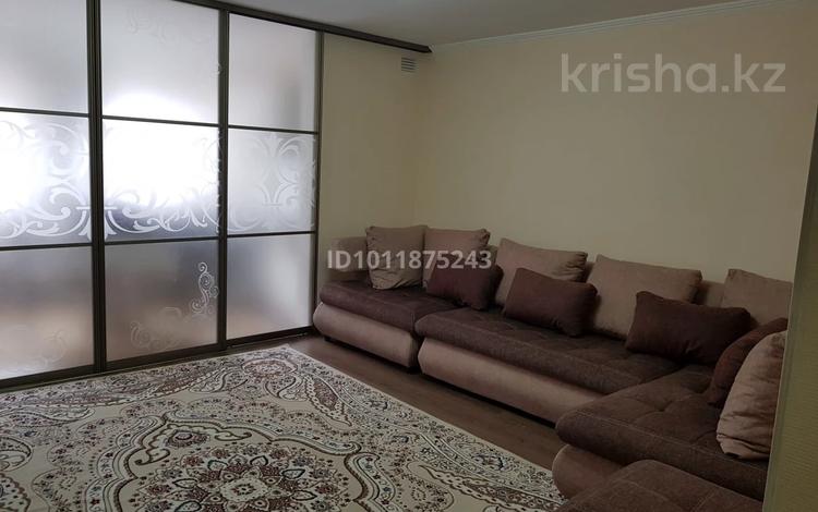3-комнатная квартира · 70 м² · 2/5 этаж, мкр Акжайык — улица Кокшетау - Толеметова за 28 млн ₸ в Шымкенте, Абайский р-н — фото 2