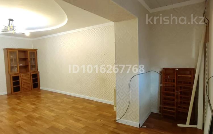 2-комнатная квартира · 51 м² · 4/7 этаж, 4-й мкр 55 за 130 000 ₸ в Актау — фото 2