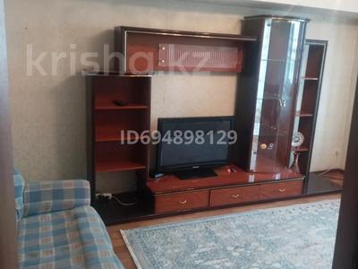 3-комнатная квартира · 70 м² · 9/9 этаж, мкр Аксай-2 15 а — Толе би Сайна за 350 000 〒 в Алматы, Ауэзовский р-н