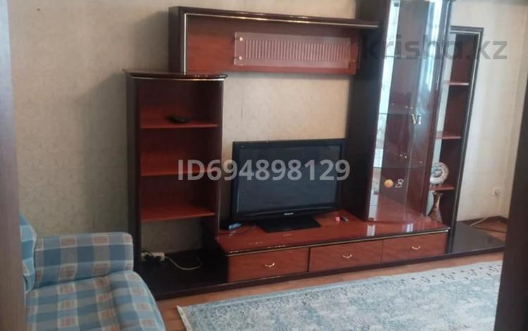 3-комнатная квартира · 70 м² · 9/9 этаж, мкр Аксай-2 15 а — Толе би Сайна за 350 000 〒 в Алматы, Ауэзовский р-н — фото 2