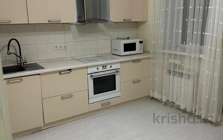 3-комнатная квартира · 87 м² · 2/8 этаж, Улы Дала 67, 69, 15, 15/1, 17, 17/1, 2, 4, 6, 40 — Аль Фараби за 56 млн ₸ в Астане, Есильский р-н — фото 2