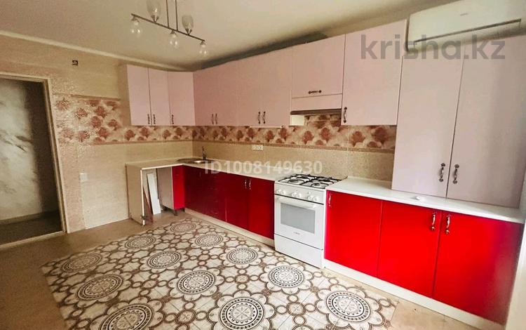 3-комнатная квартира · 85 м² · 1/10 этаж, Гагарина 2/1 за 28.9 млн ₸ в Уральске — фото 32