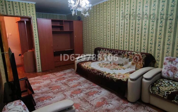 1-комнатная квартира · 42 м² · 9/10 этаж, мкр Женис за 110 000 ₸ в Уральске — фото 5