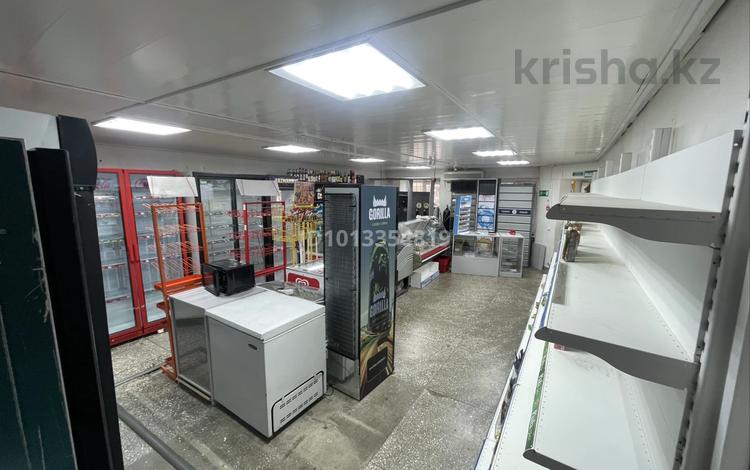 Магазины и бутики · 90 м² за 600 000 ₸ в Костанае — фото 2