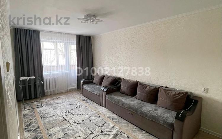 2-комнатная квартира · 45 м² · 2/5 этаж, Майкудук, Майкудук, 14й микрорайон 25 за 10.5 млн 〒 в Караганде, Алихана Бокейханова р-н — фото 2