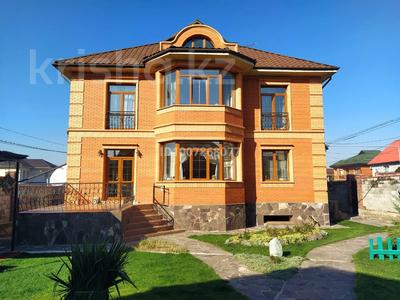 Отдельный дом · 4 комнаты · 365 м² · 10 сот., мкр Калкаман-2 — Шаляпина за 180 млн 〒 в Алматы, Наурызбайский р-н