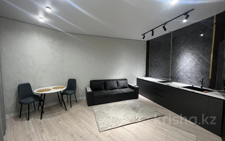 1-комнатная квартира · 43 м² · 7/13 этаж, Базовая 2/2 за 18 000 ₸ в Усть-Каменогорске — фото 2