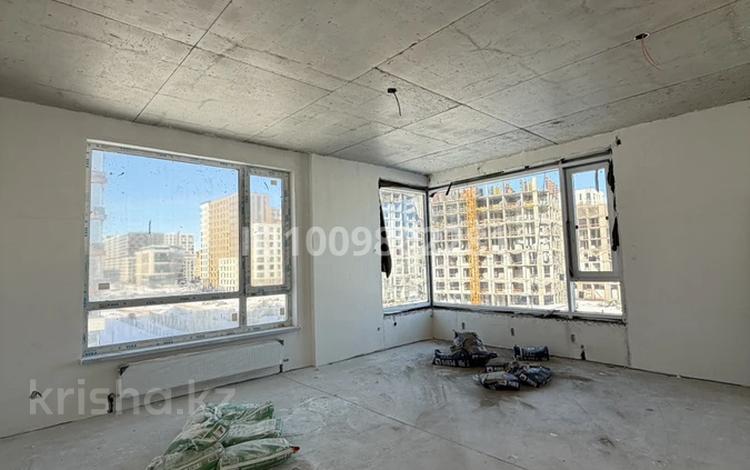 4-комнатная квартира · 131.3 м² · 7/9 этаж, Е-899 3 за 110.5 млн 〒 в Астане, Нура р-н — фото 2