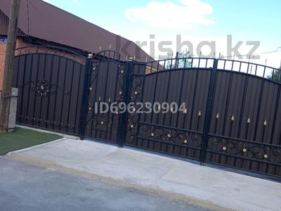 Отдельный дом · 4 комнаты · 110 м² · 6 сот., Переулок Гоголя 251 — Угол Чокина и ул. Машхур Жусупа за 45 млн 〒 в Павлодаре