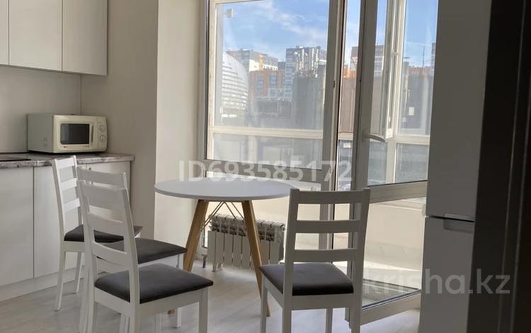 1-комнатная квартира · 40 м² · 2/9 этаж, Туран 46Б за 230 000 ₸ в Астане, Есильский р-н — фото 2