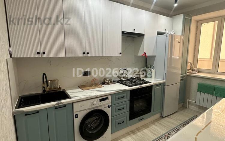 2-комнатная квартира · 65 м² · 1/7 этаж, мкр. Алтын орда 201 Г за 230 000 ₸ в Актобе — фото 2