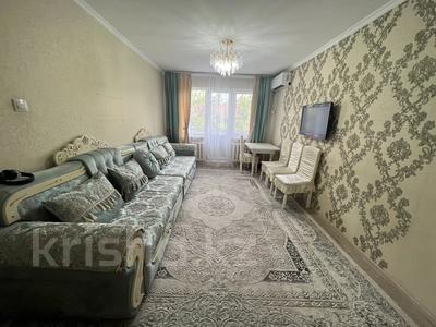 3-комнатная квартира, 58 м², 4/4 этаж, мкр №1 за 29.5 млн 〒 в Алматы, Ауэзовский р-н