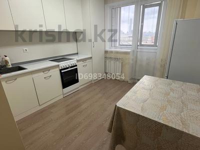 1-комнатная квартира, 34 м², 8/14 этаж помесячно, Бектурова 17 за 200 000 〒 в Астане, Нура р-н