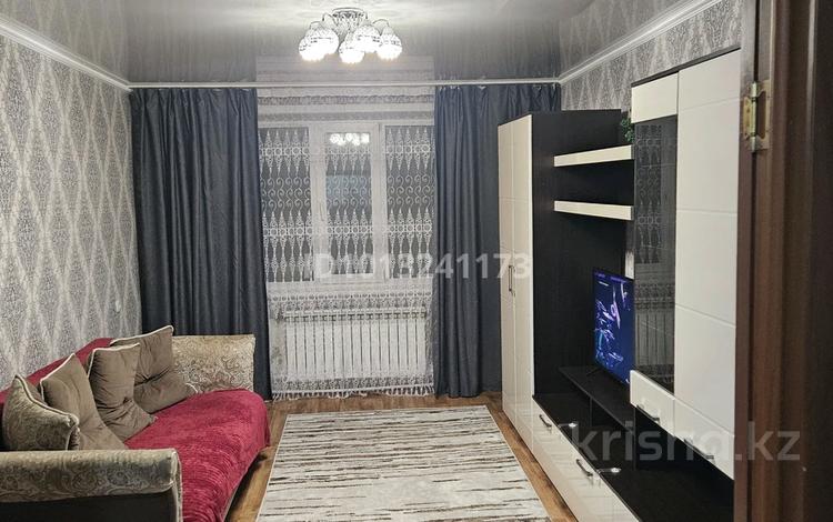 2-бөлмелі пәтер · 52 м² · 5/5 қабат, Мкр. Юбилейный, бағасы: 14 млн ₸ в Кокшетау — фото 2
