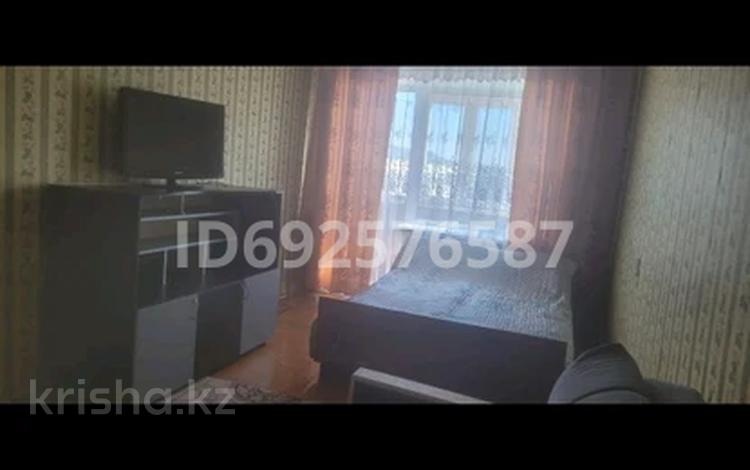 1-комнатная квартира, 34 м², 5/5 этаж помесячно, 4мик — Балакая за 70 000 〒 в Лисаковске — фото 2