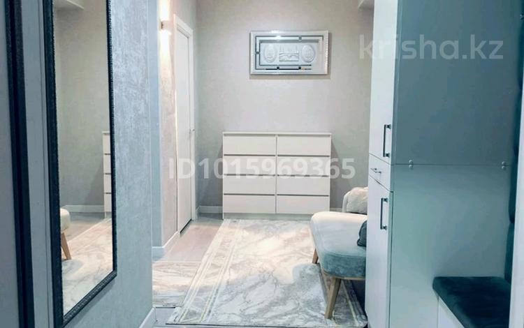 2-бөлмелі пәтер · 80 м² · 4/9 қабат, 15 15, бағасы: 23 млн ₸ в Актау, 19А мкр — фото 2