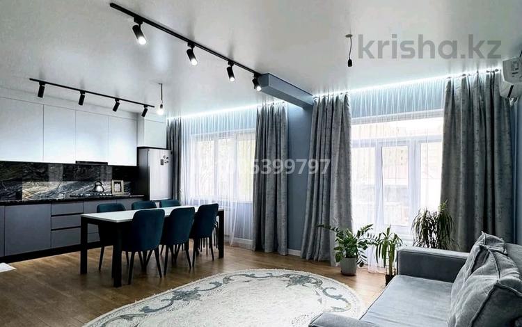 2-бөлмелі пәтер · 60 м² · 1/5 қабат, мкр Нурсая — Болшак, бағасы: 26 млн ₸ в Атырау — фото 2