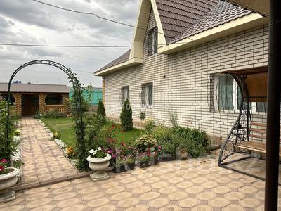 Отдельный дом · 5 комнат · 182 м² · 6.38 сот., Чайжунусова — Район Нового моста,ост Достоевского за 80 млн 〒 в Семее