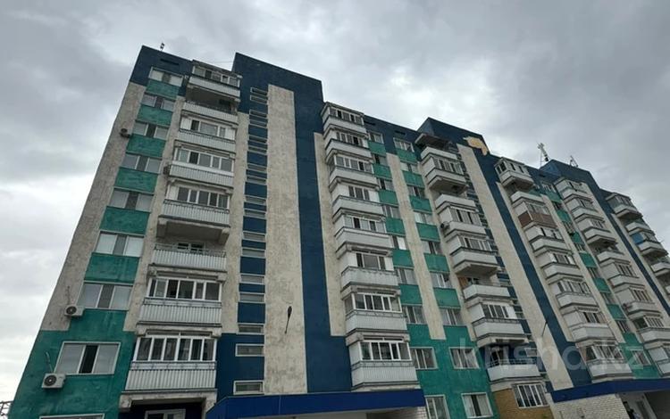2-бөлмелі пәтер · 54 м² · 8/9 қабат, Карагайлы 21, бағасы: 23 млн ₸ в Семее — фото 2