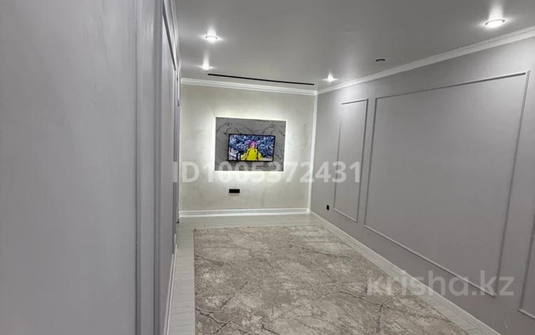 2-комнатная квартира · 60 м² · 4/5 этаж, мкр. Зачаганск пгт, мкр. Зачаганск пгт. 25 Чапаевски девизия 4/2 — Саратовская за 25 млн ₸ в Уральске — фото 10