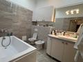 4-бөлмелі пәтер · 210 м² · 7/8 қабат, Кабанбай Батыра 13 — ГОРЯЧКАААААААААААААА ТОРГ ЕСТЬ, бағасы: ~ 135 млн ₸ в Астане, Есильский р-н — фото 21