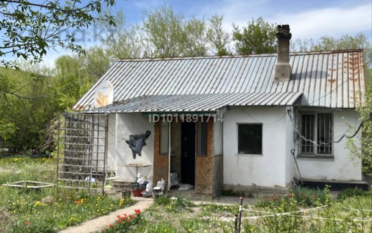 Отдельный дом · 4 комнаты · 50 м² · 10 сот., Островского за 7.5 млн 〒 в Шахтинске — фото 2