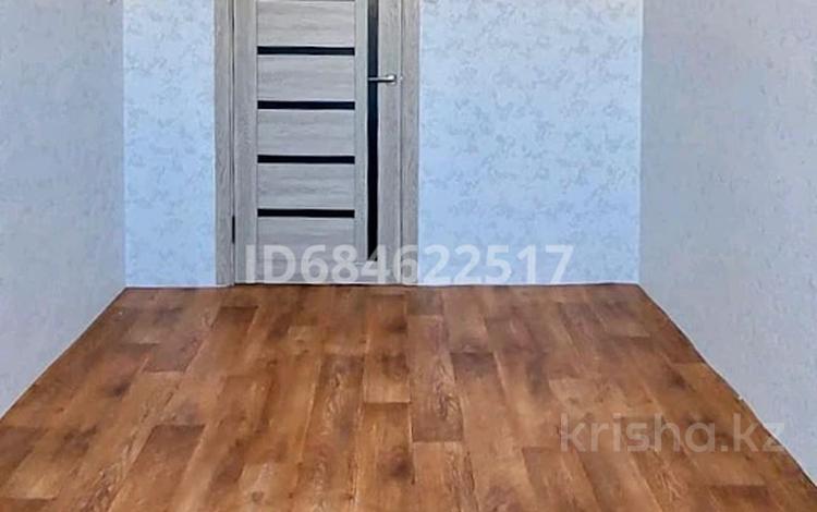 4-бөлмелі пәтер, 74.6 м², 3/5 қабат, Молодёжная 43 — Нарсуда, бағасы: 15 млн 〒 в Шахтинске — фото 18