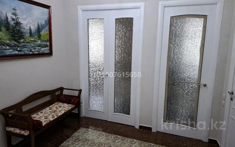 3-бөлмелі пәтер · 135 м² · 3/20 қабат, Динмухаммед Кунаев 12, бағасы: 71 млн ₸ в Астане, Есильский р-н — фото 2