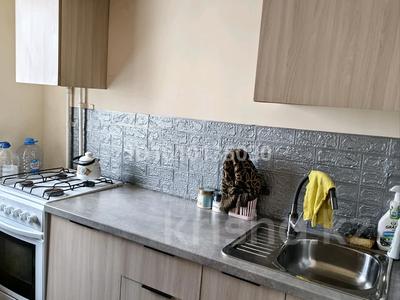 1-комнатная квартира · 30 м² · 5/5 этаж, мкр 8 72/1 — Возле первой школы и Университета Байшева за 7.3 млн ₸ в Актобе