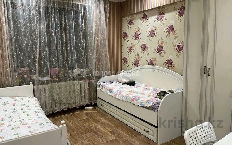 3 бөлме · 89 м² · 5/5 қабат, мкр Тастак-2, Толе би 150 150 — Толе би 150 угл.байзакова, бағасы: 75 000 ₸ в Алматы, Алмалинский р-н — фото 2