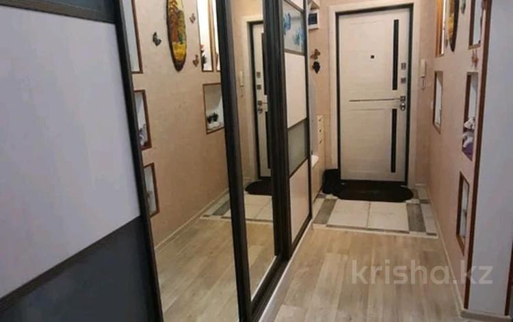 2-комнатная квартира · 52 м² · 1/9 этаж, 9 мкр 43 — 1 этаж за 11 млн ₸ в Степногорске — фото 2