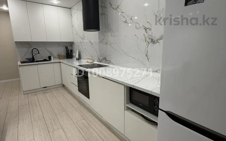 2-комнатная квартира · 60 м² · 10/10 этаж, Аймауытова 15К4 за 320 000 〒 в  — фото 12