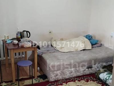 1-бөлмелі пәтер · 20 м² · 2/5 қабат, Ақ Отау 24/1 — Дәл 8-ші мектеп қасы!, бағасы: 7.5 млн 〒 в Уральске, мкр Школьник