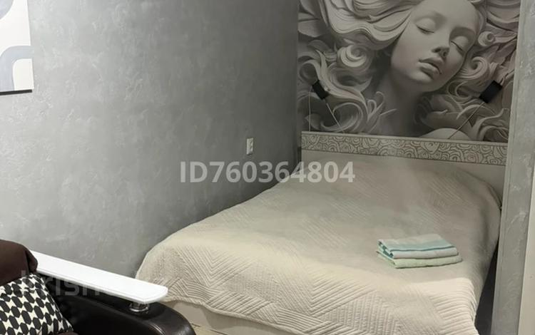 1-комнатная квартира · 33 м² · 4/5 этаж, Пришахтинск, Пришахтинск, 23й микрорайон 29 за 12 000 ₸ в Караганде, Алихана Бокейханова р-н — фото 12