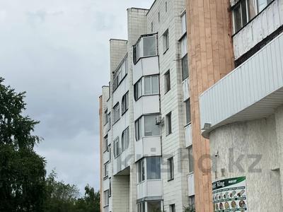 2-бөлмелі пәтер · 52 м² · 1/5 қабат, Назарбаева 21, бағасы: 200 000 ₸ в Кокшетау