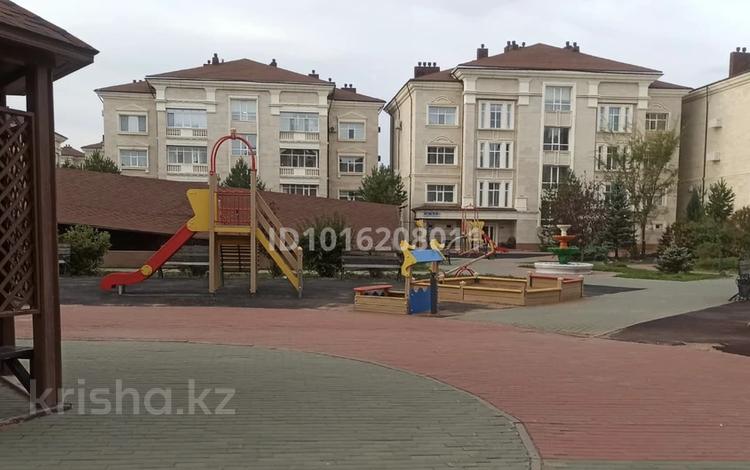 4-комнатная квартира · 136 м² · 2/4 этаж, Макпал — Кайсенова угол Кекилбаева за 950 000 ₸ в Астане, Есильский р-н — фото 11