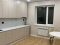 2-бөлмелі пәтер · 60 м² · 5/7 қабат, 16-ш/а. 15 участок, бағасы: 17 млн ₸ в Актау, 16-й мкр  — фото 3